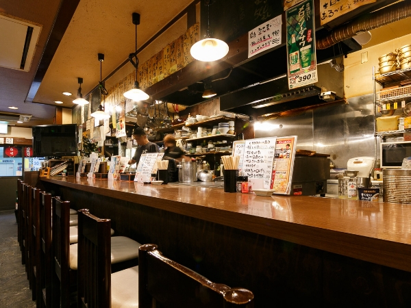 もつ処やまり 本店